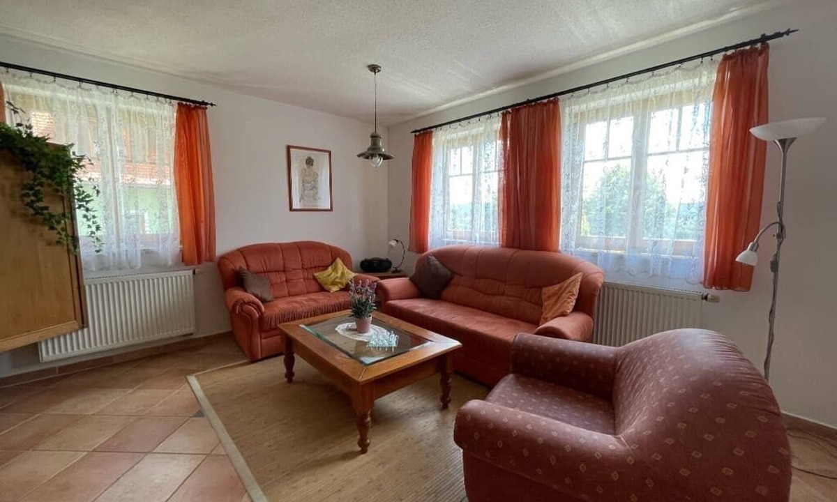 Neualbenreuth Apartment | Comfortable vacation apartment for up to 2 people (75 sqm)