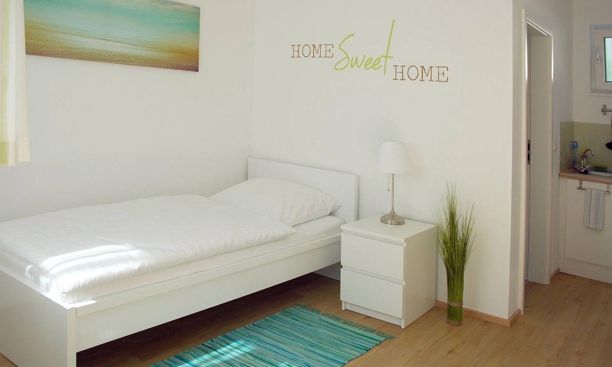 Langwasser Sudwest Apartment | Completely equipped holiday homes with Mediterranean charm