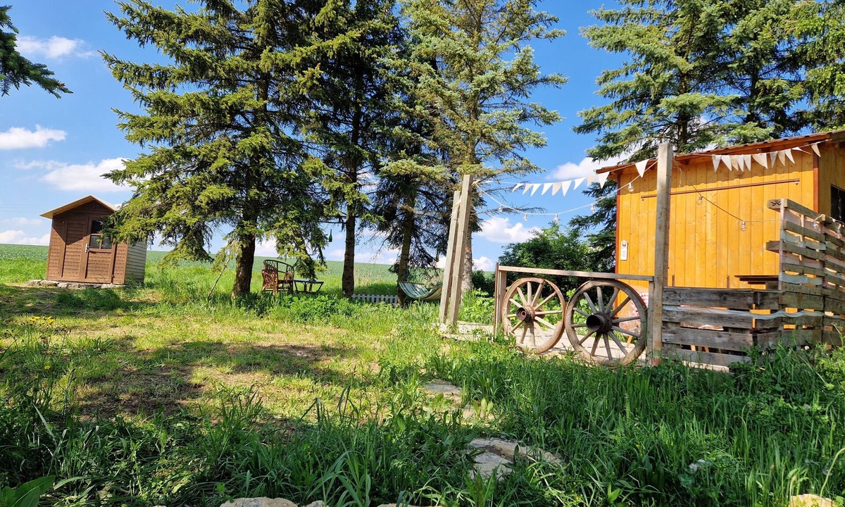 Lauda House | Construction trailer in the lovely Tauber Valley