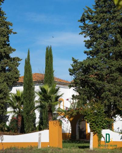 Herrera de Alcantara House | Cortijo Negretti
