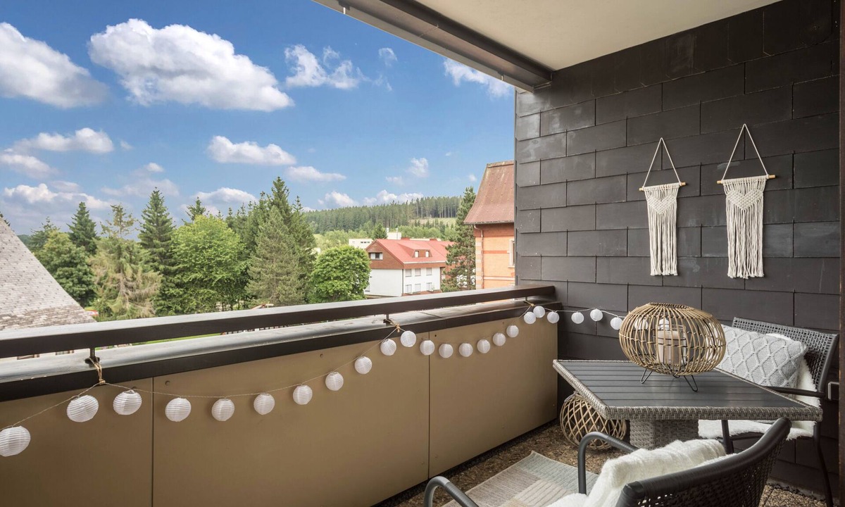 Schoenwald Apartment | Cosy Apartment 40 with Garden View, Wi-Fi and Balcony