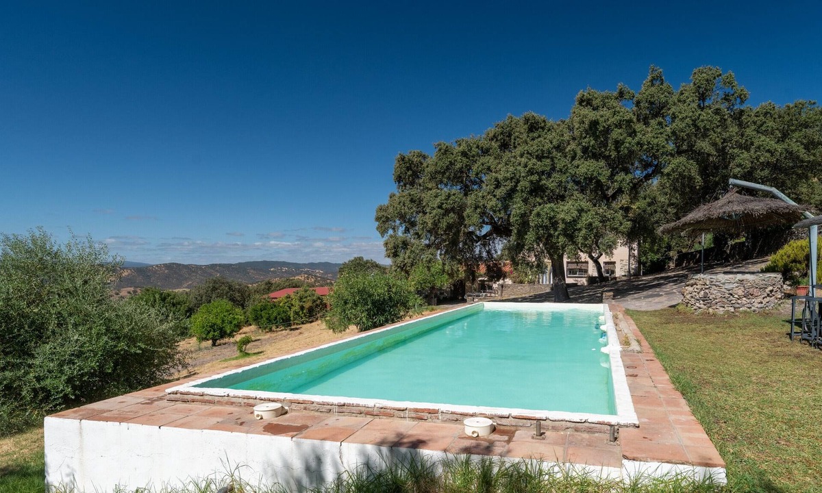 Arroyomolinos de Leon House | Country House El Rincón with Mountain Views, Private Pool and 2 Terraces