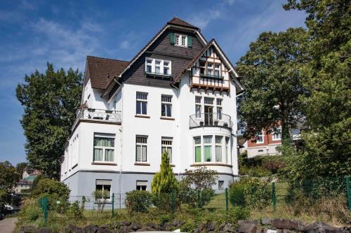 Ennepetal Apartment | Cozy Apartment Klutert