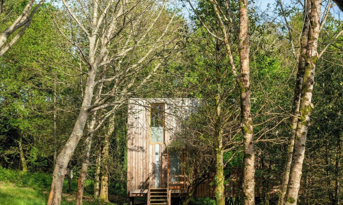 Outes Apartment | Cozy cabin with a private pool in Galicia