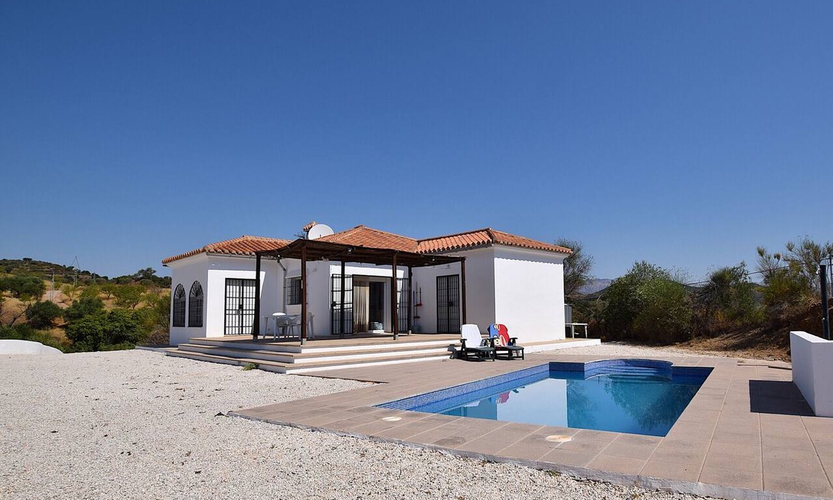 Almogia Villa | Cozy casita in the countryside with swimming pool, near Málaga