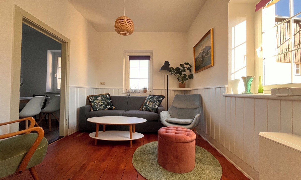 Zeschnig Apartment | Cozy holiday apartment on a former farm in a quiet, green location