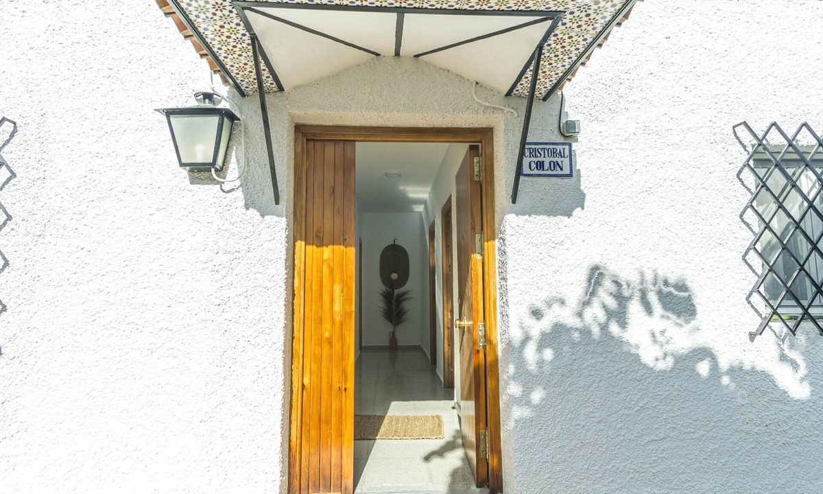 Orgiva Villa | CRISTOBAL COLON, 2 Bedroom House in Complejo Rural Orgiva