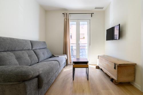 Atocha Apartment | De Diseño, Centrico- 6 min a pie Madrid Rio
