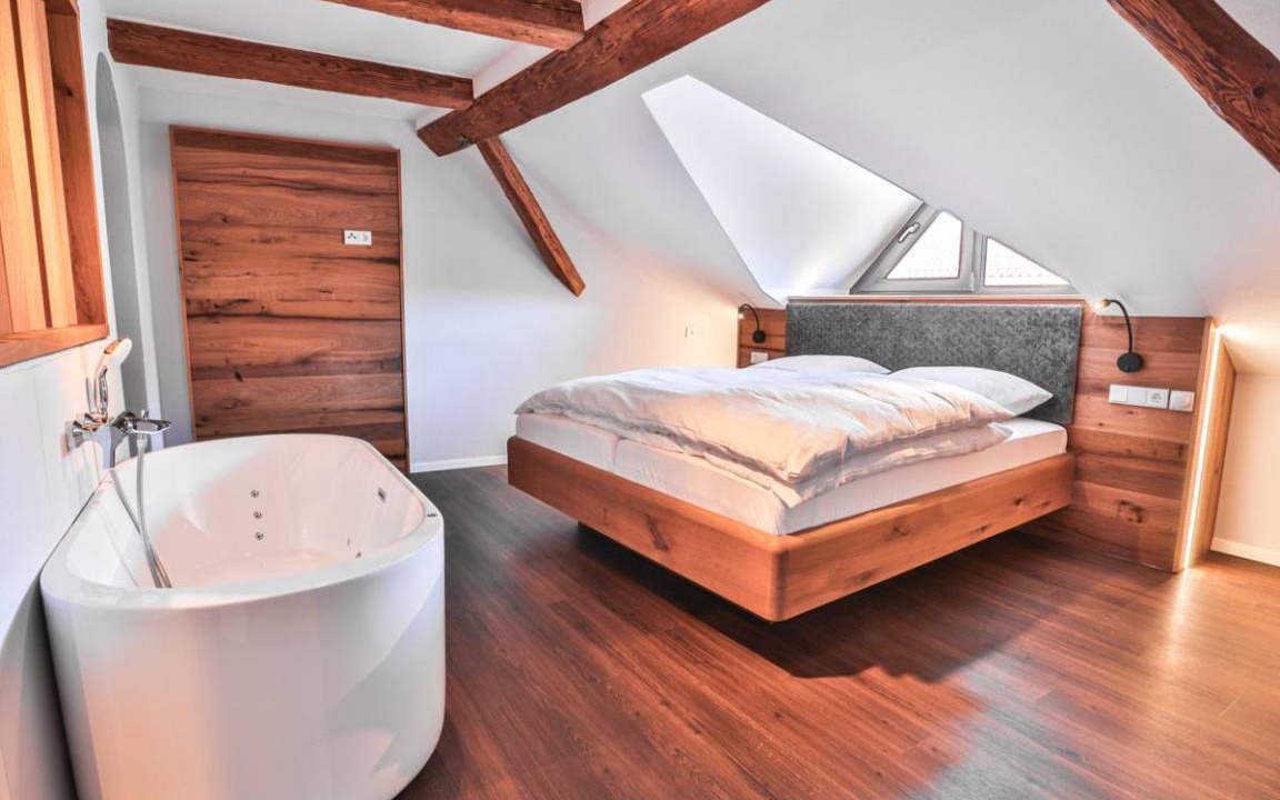 Neukirchen Beim Heiligen Blut Resort | Private room ∙ 2 guests