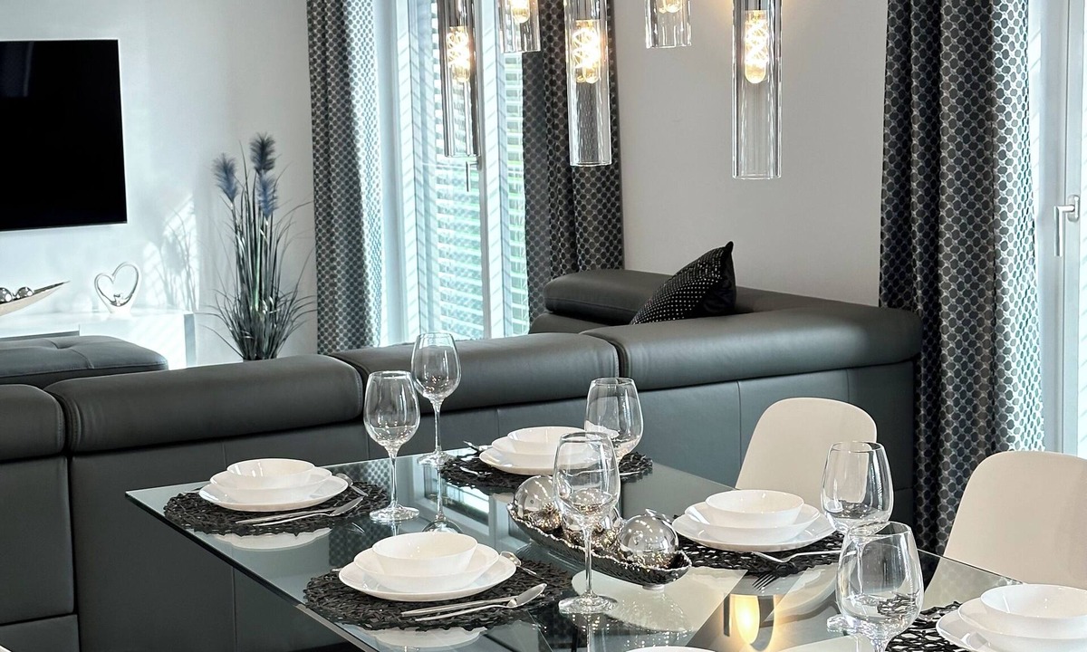 Langweid Apartment | Exclusive Designer - Holiday apartment Black White 124 m²