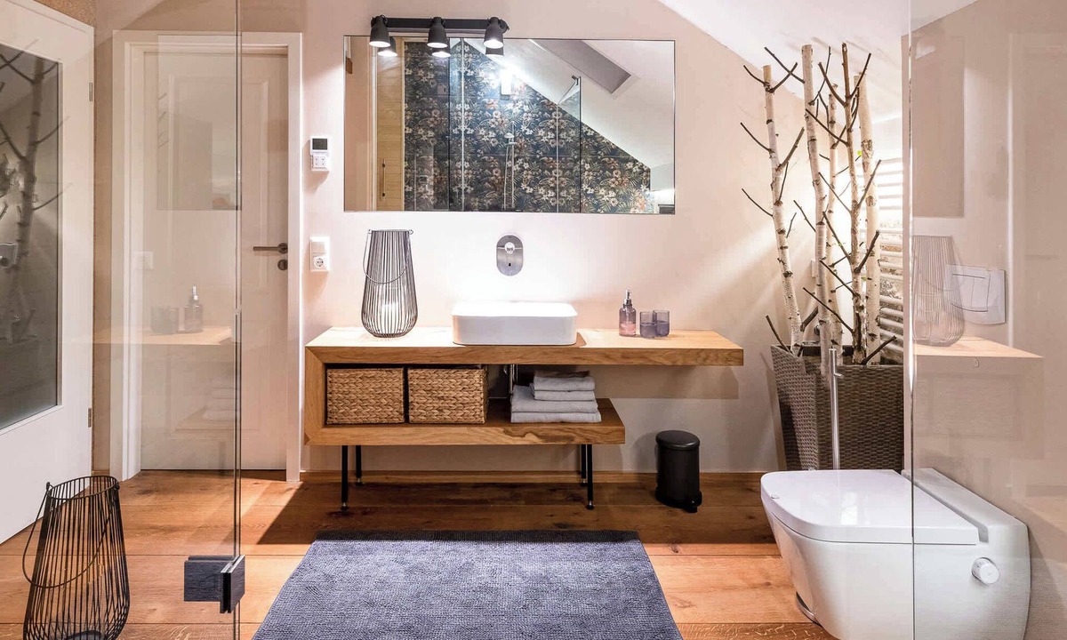 Buhlau Apartment | Designer apartment with sauna, hot tub and fireplace
