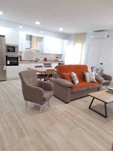 Albarreal de Tajo Apartment | Detached house for 6 near Toledo