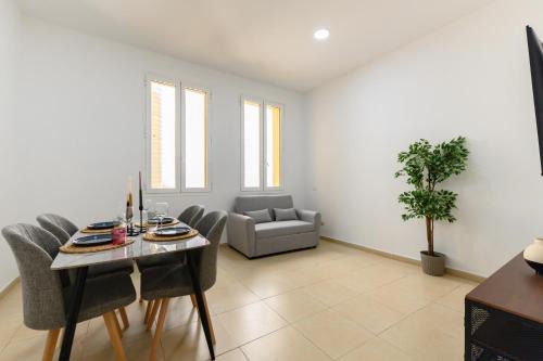 Chueca Apartment | DIN132F - Piso de 2 dormitorios y 3 baños en el Centro de Madrid - Alquiler temporal