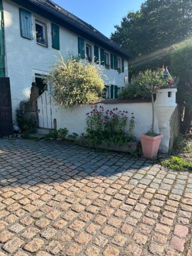 Nagel House | Doppelzimmer mit Bad im Seminarhaus Sissy Baumann