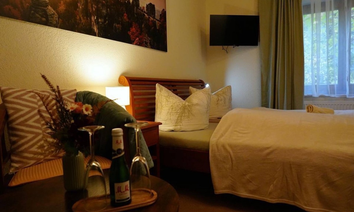 Gersdorf Bed & Breakfast | Double room BASTEI - WITH breakfast - Pension Zum historischen Kalkwerk