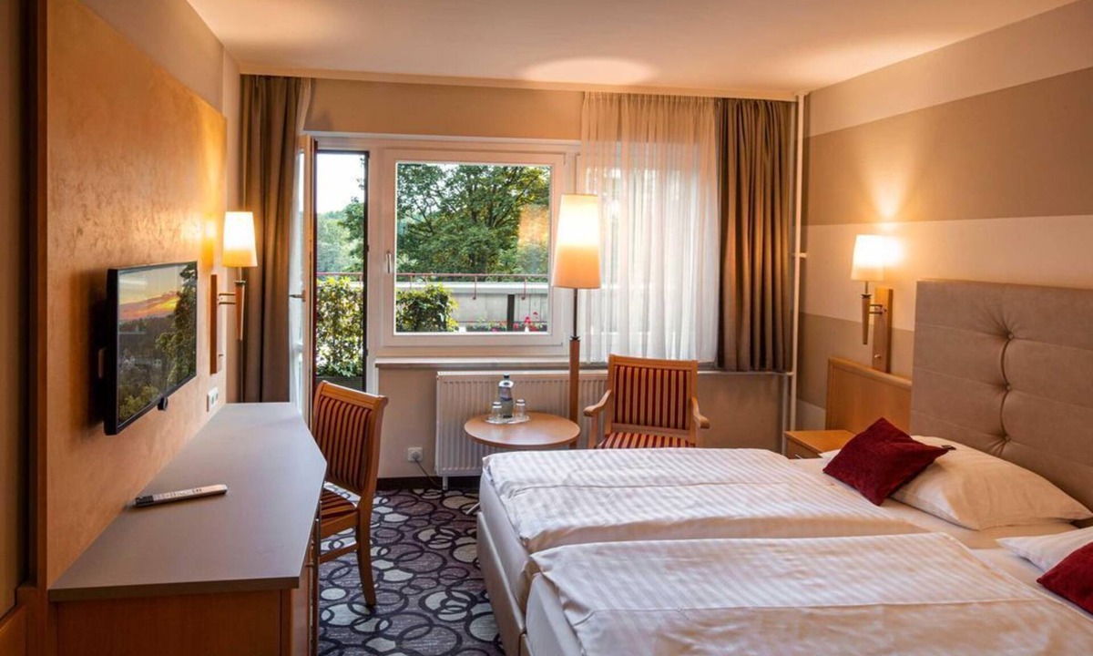 Bastei House | Double room, bath, WC, standard - Berghotel Bastei