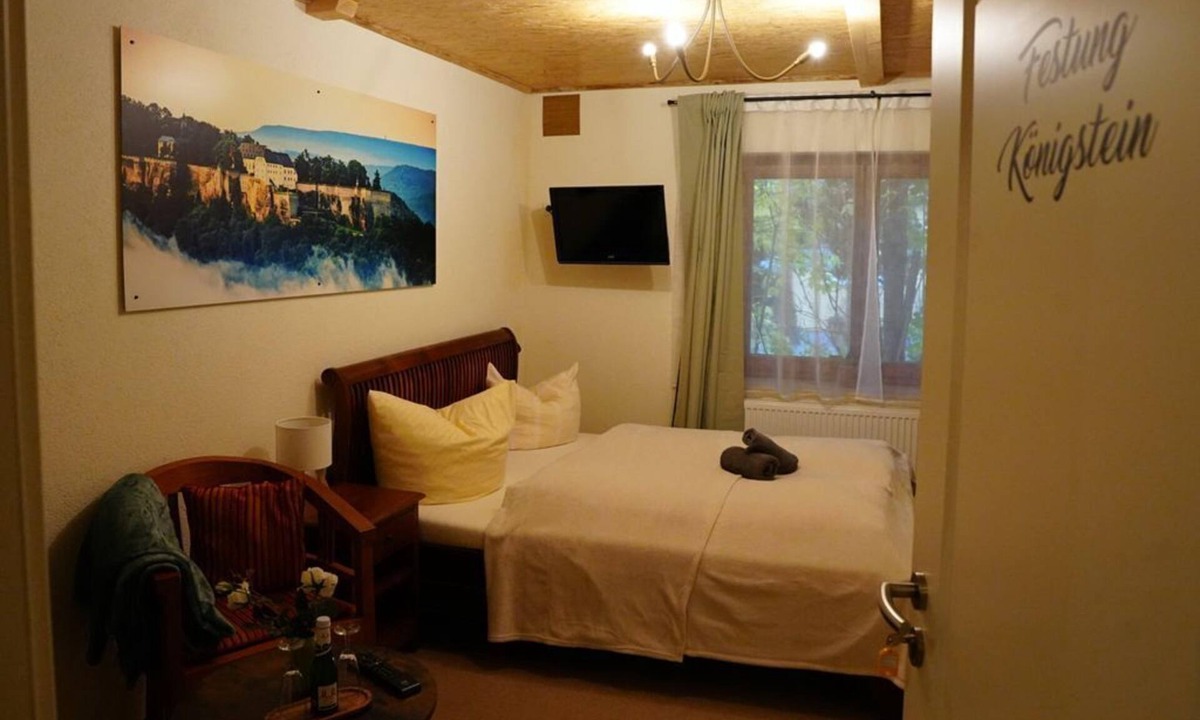 Gersdorf Bed & Breakfast | Double room KÖNIGSTEIN - WITHOUT breakfast - - Pension Zum historischen Kalkwerk