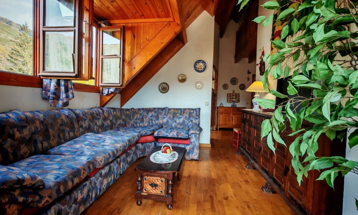 Pla de l'Ermita Apartment | Duplex Muntanyó 2 mit Balkon und Blick auf den Berg Vall de Boí by Interhome
