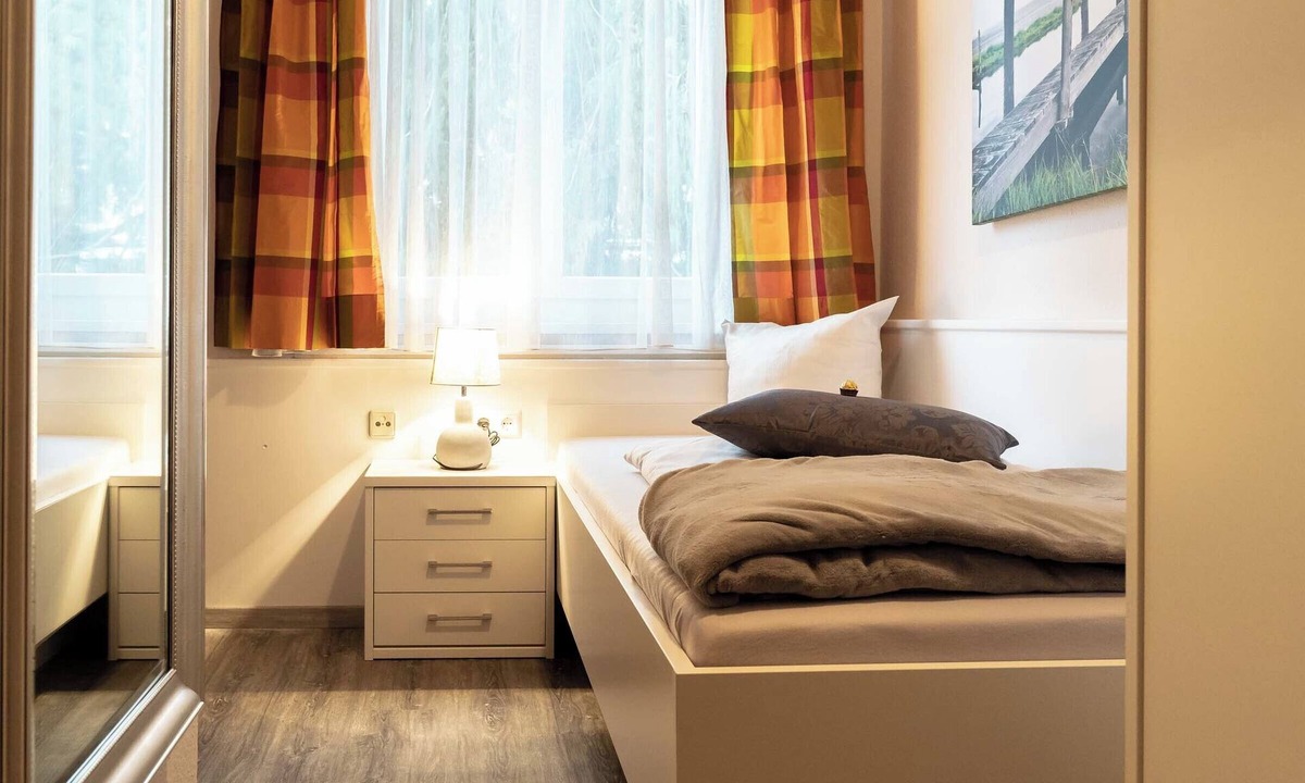 Insel Apartment | Einzelzimmer mit WC und Dusche