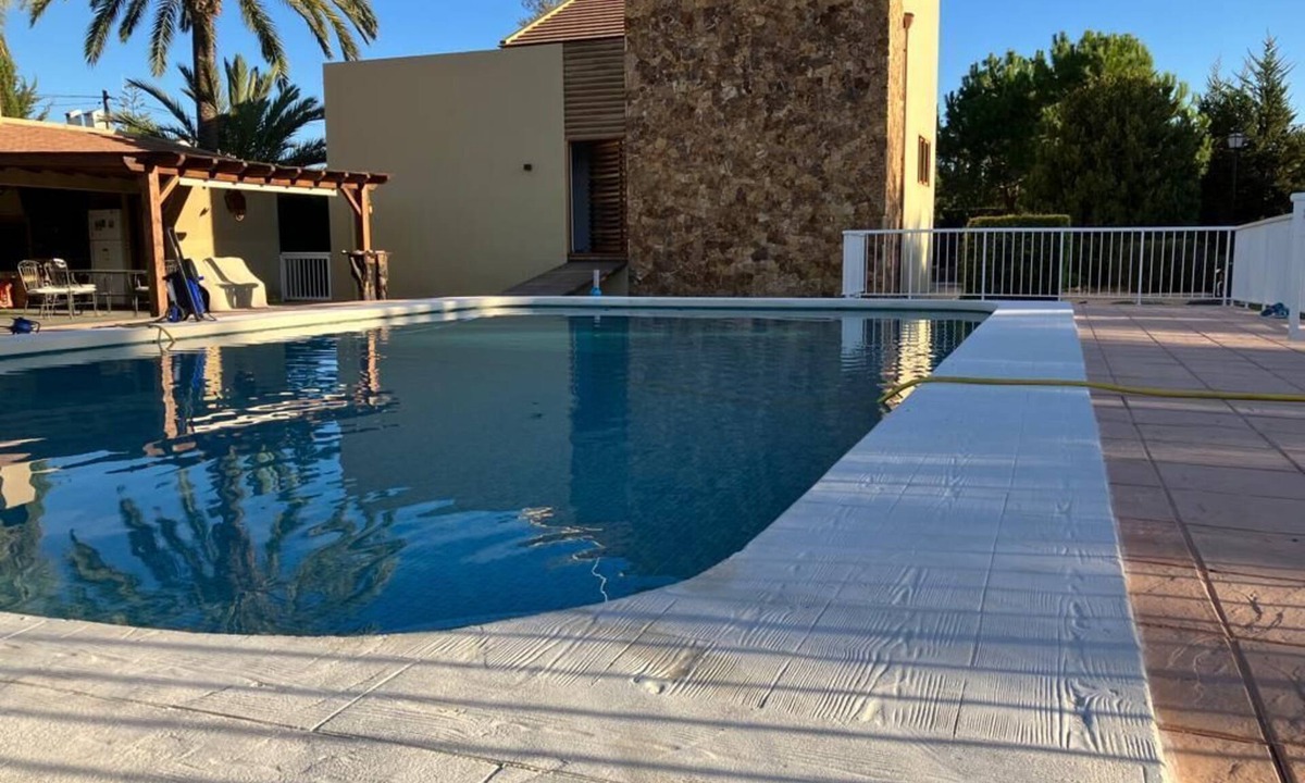 Elche Ski Chalet | "El Campirri", Chalet.