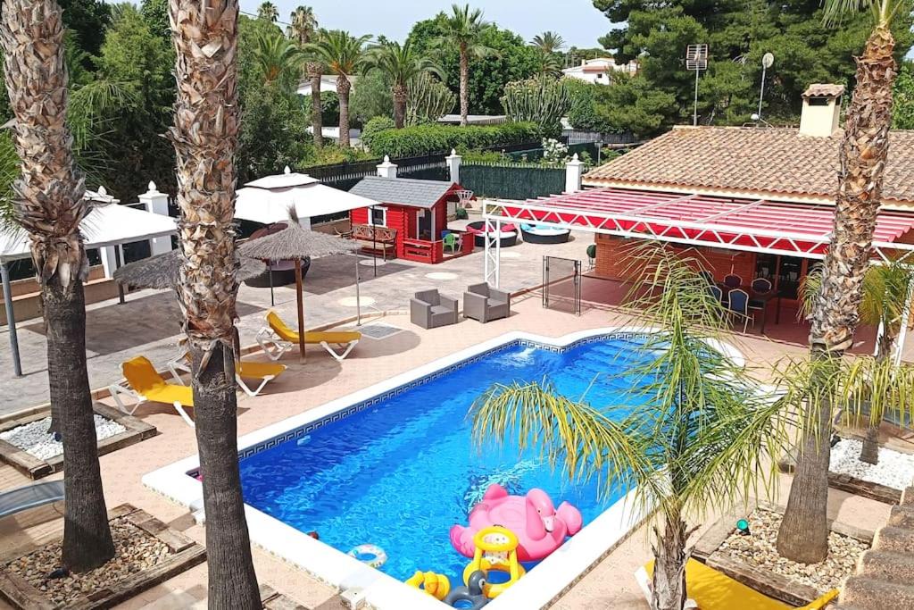 Elche House | Elche Alicante ideal familias Piscina Barbacoa