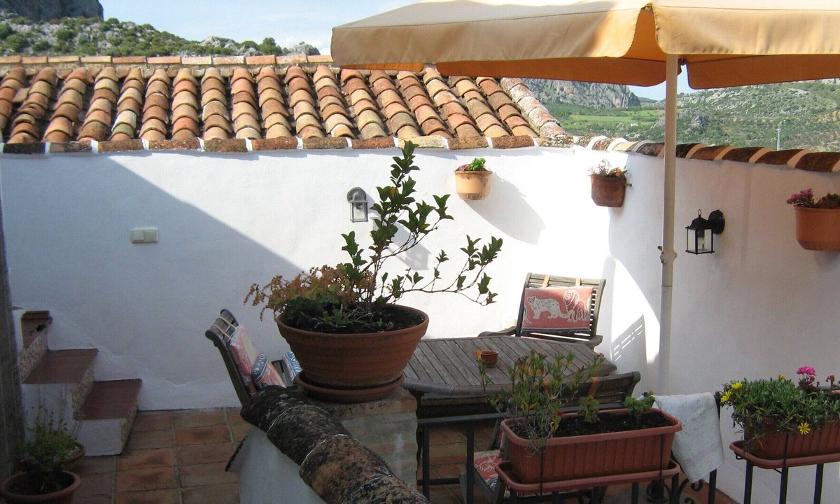 Montejaque House | Enchanting 2-Bed Village House in Montejaque. WiFi