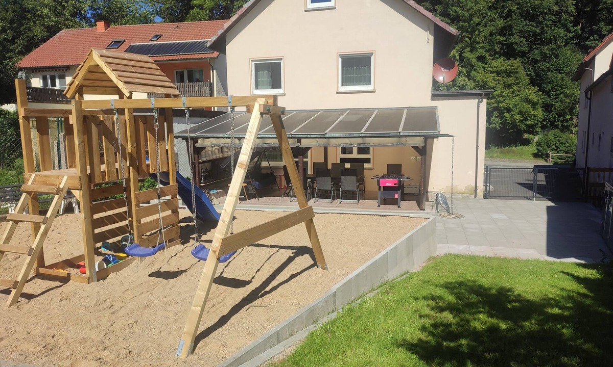 Bischofsheim an der Rhon House | Erholungsurlaub Inmitten des "biosphärenreservat Rhön" für bis zu Acht Personen