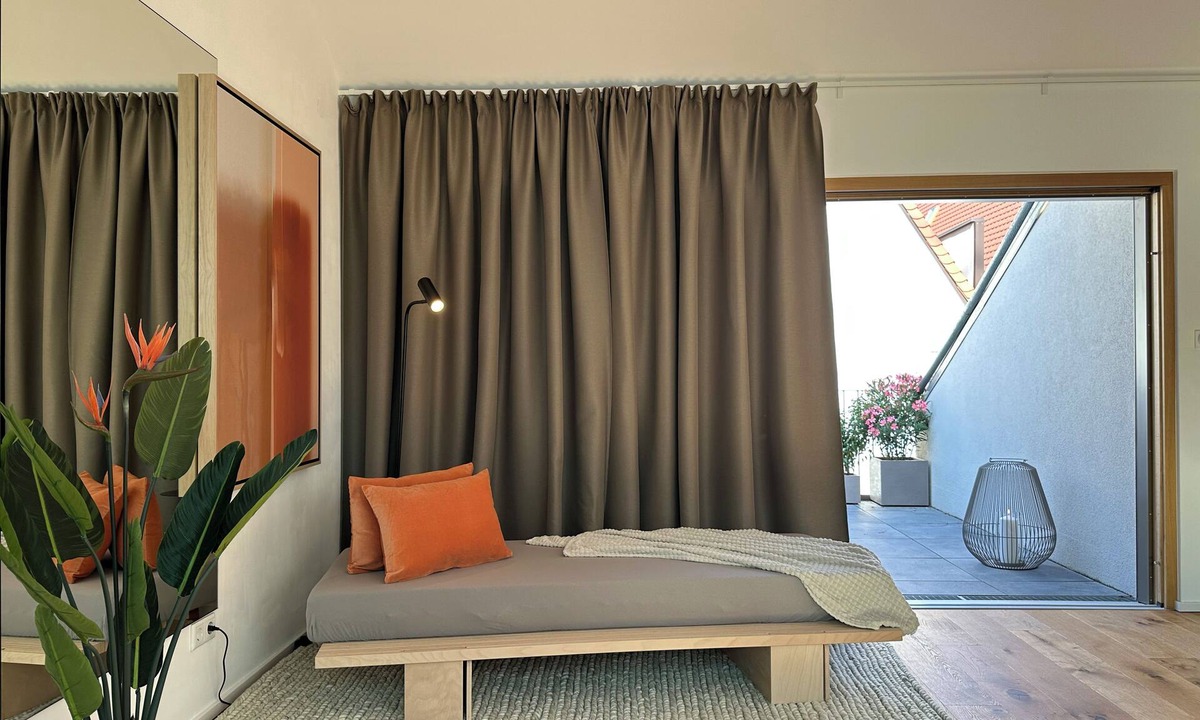 Innenstadt - Sankt Ulrich-Dom Apartment | Exclusive apartment on Rathausplatz: terrace with Perlachturm view & parking space