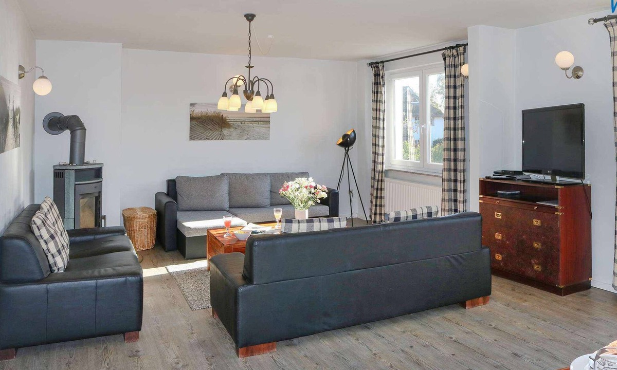 Gross Zicker House | "Experience unforgettable vacation moments in the Schäferhaus on Rügen!"