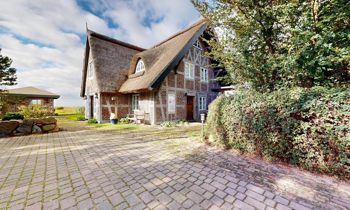 Thiessow House | Fantastic location with a view of the Baltic Sea! For a quiet, relaxed vacation