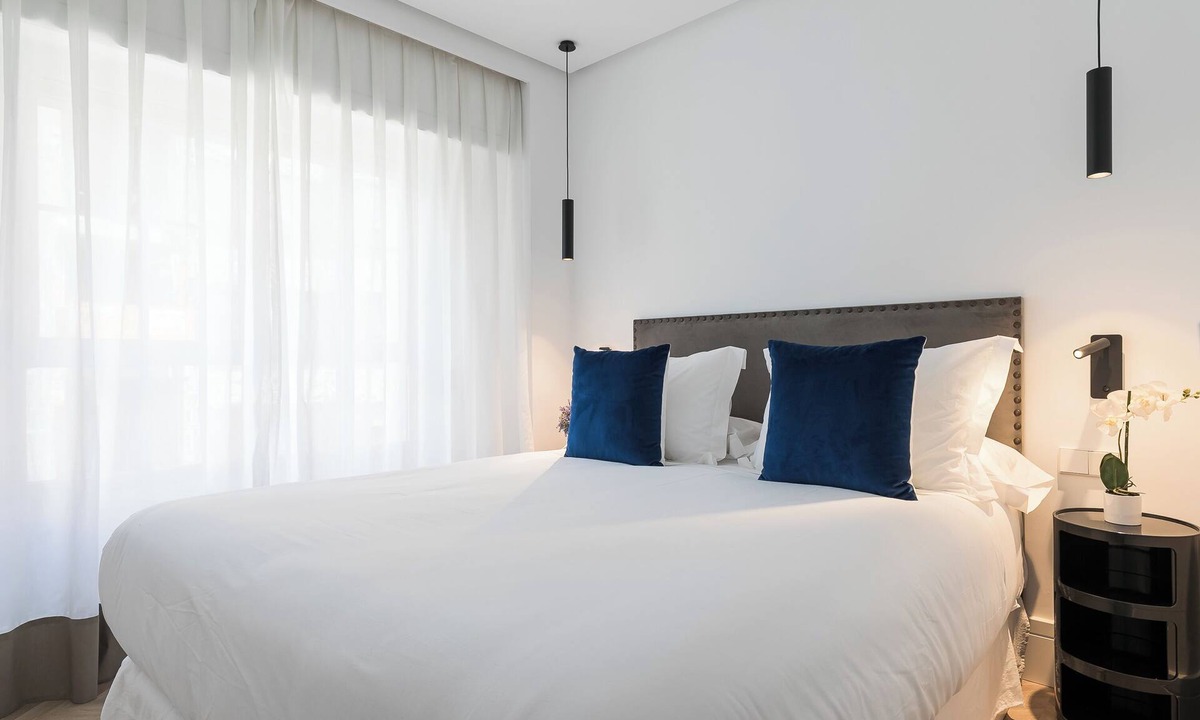 Vallehermoso Apartment | Feelathome Waldorf Suites Apartments