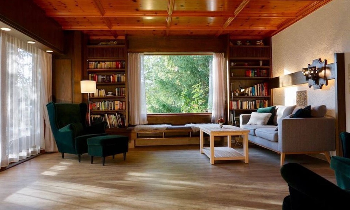 Schwarzenbach House | Ferienhaus 09-e mit Kachelofen - Ferienhäuser im Feriendorf Weissensee im Allgäu