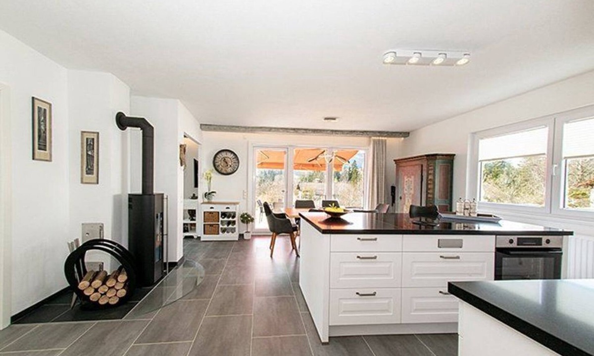 Schwarzenbach House | Ferienhaus 15-e mit Moderner Küche und Großer Terrasse - Ferienhäuser im Feriendorf Weissensee im