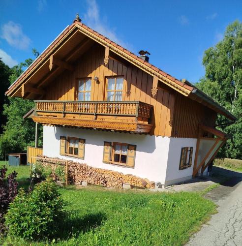 Neukirchen vorm Wald Apartment | Ferienhaus am Waldrand