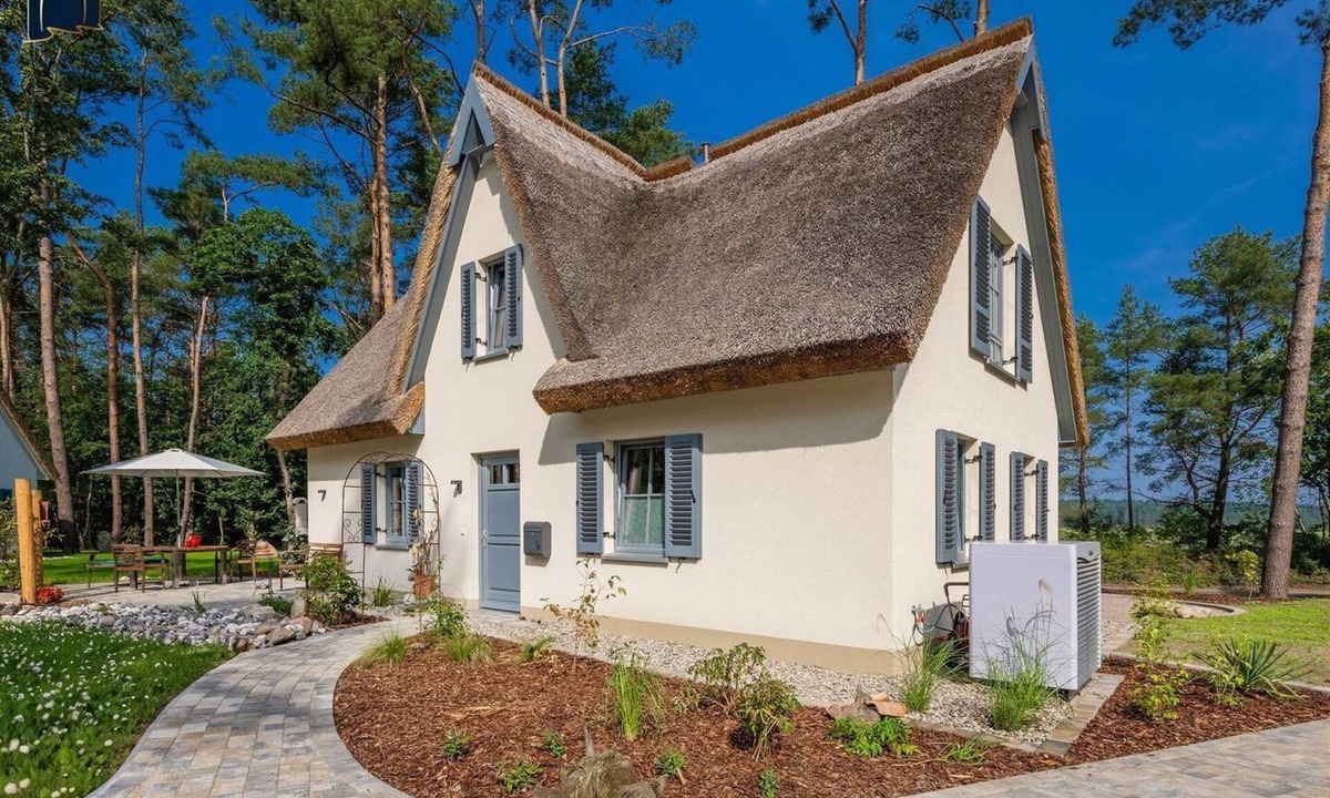 Zirchow House | Ferienhaus Auszeitfischer - Neu Errichtetes Ferienhaus in Ruhiger Wohngegend mit Parkplatz, Sauna