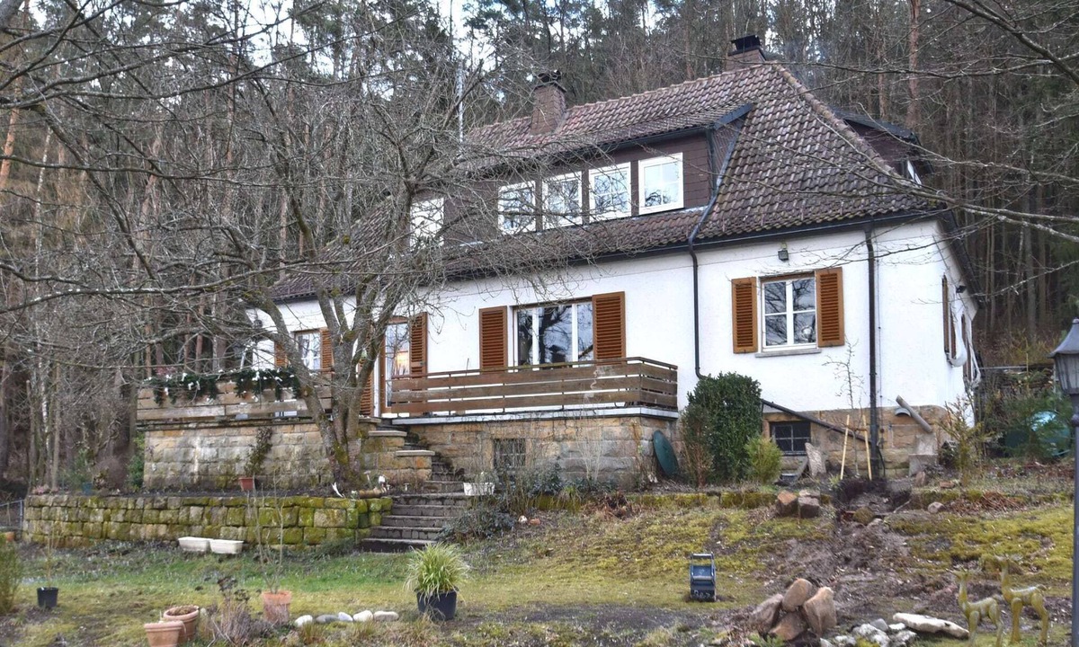 Weissenbrunn Apartment | Ferienhaus mit Garten in Weißenbrunn