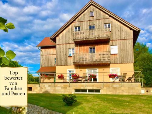 Hinterhermsdorf Apartment | Ferienhaus Winterbergblick, Nationalpark Sächsische Schweiz, 5 Wohnungen und Gemeinschaftsraum, Boulderraum und Sauna im Haus