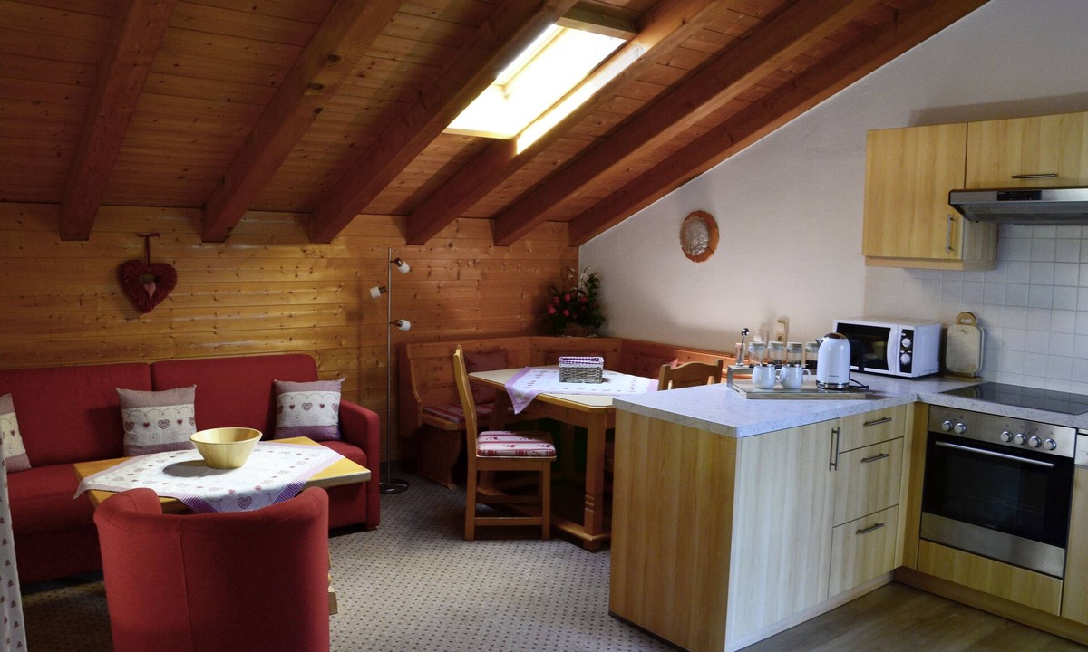 Oberschonau Apartment | Ferienwohnung Alpenrose, 1 bis 2 Personen, 50 qm, 1 Schlafzimmer, 2 Balkone