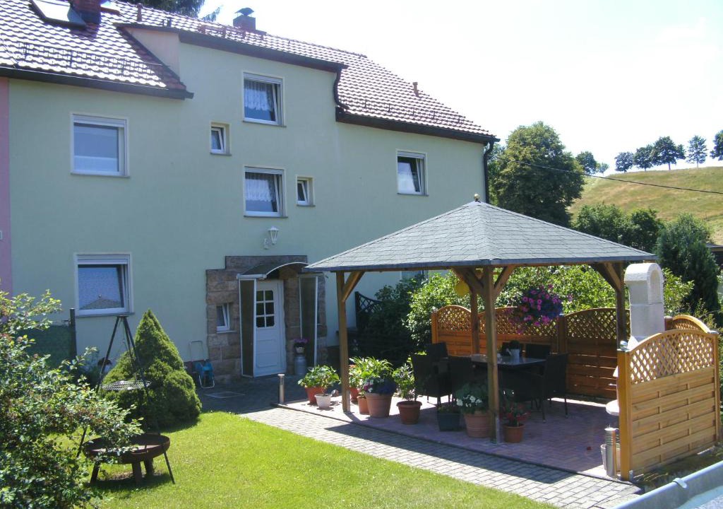 Konigstein an der Elbe Apartment | Ferienwohnung Familie Arlt