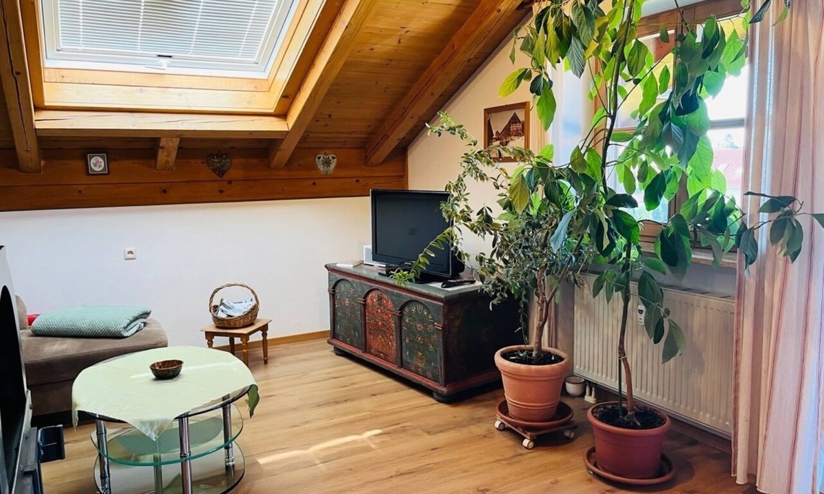 Ferienwohnung Nr Dachgeschoss Separates Schlafzimmer | Bad Endorf