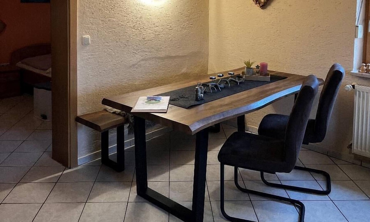 Bobrach Apartment | Ferienwohnung 60qm mit Zwei Schlafzimmern und Wohnküche