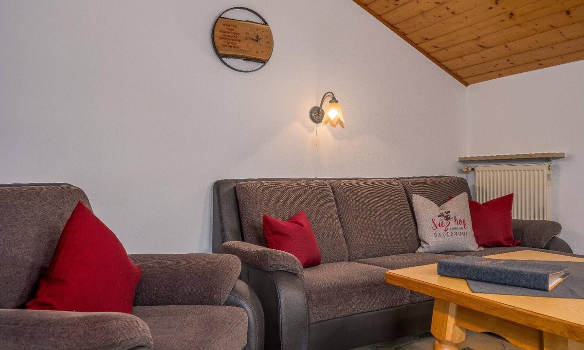 Barnzell Apartment | Ferienwohnung 65qm mit Küche und Balkon