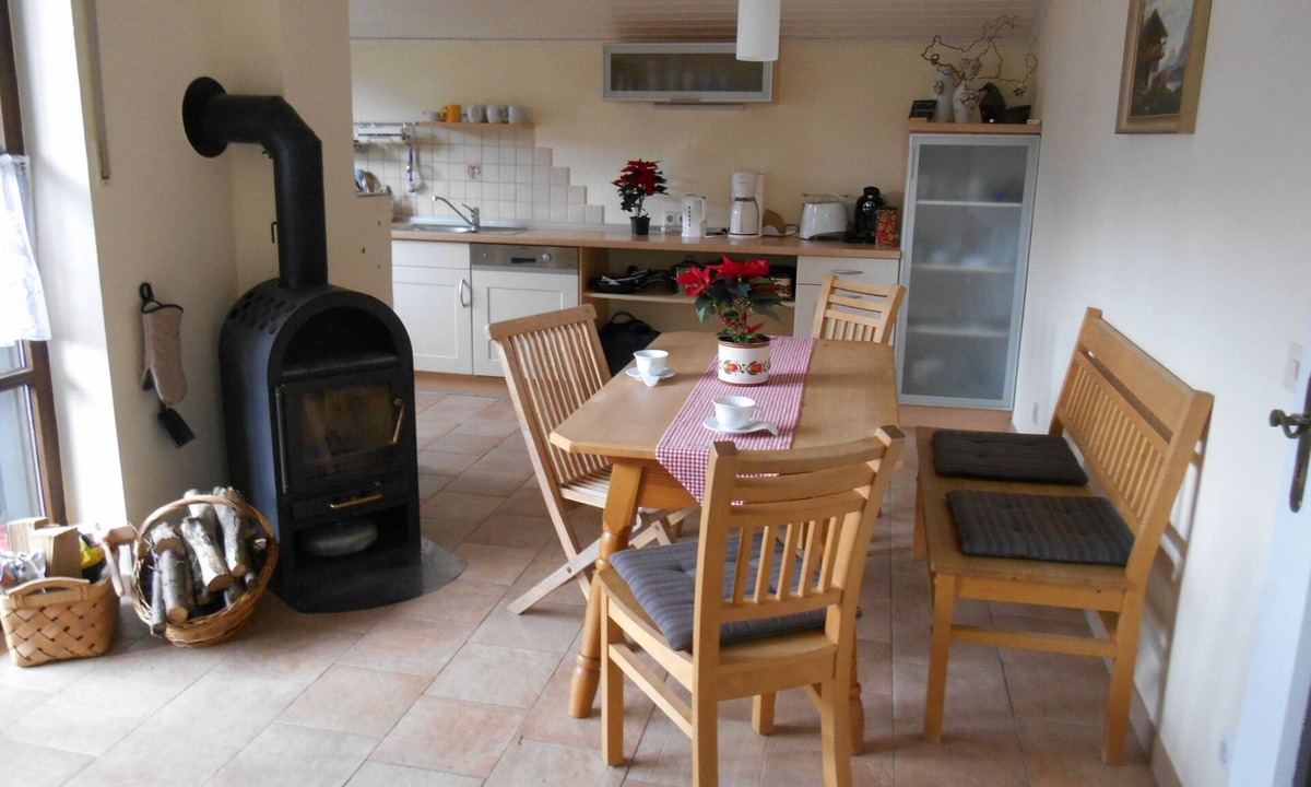 Grassau Apartment | Ferienwohnung 85 qm f. 2 - 5 Pers., 2 Schlafzimmer, Wohnküche mit Spülmasch., Wohnzimmer