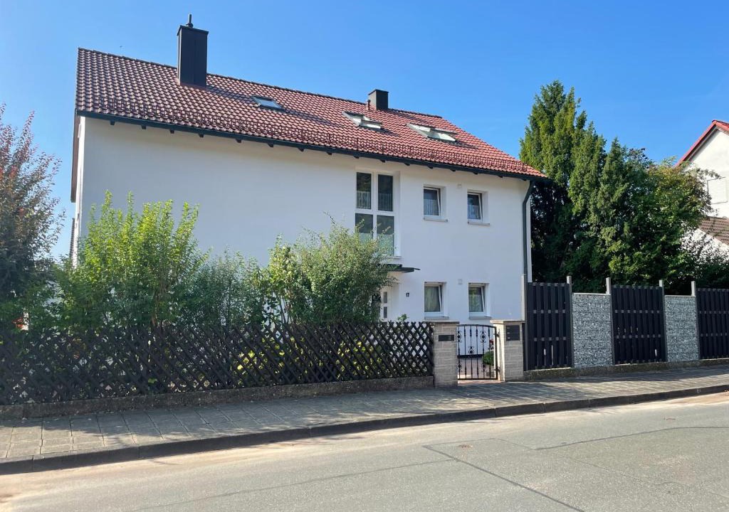 Zirndorf Apartment | Ferienwohnung am Wald - Nähe Funpark