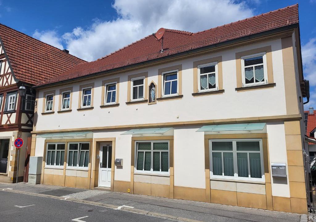 Ebern Apartment | Ferienwohnung an der Eiswiese