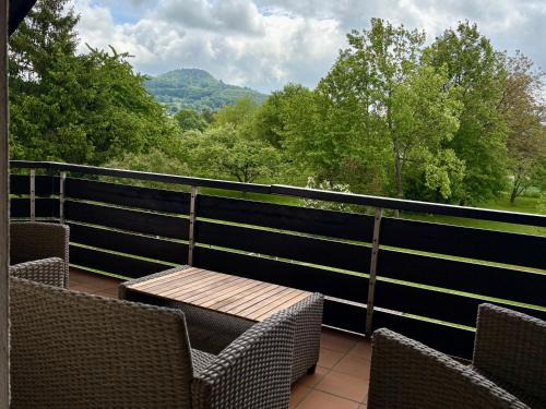 Staffelstein Apartment | Ferienwohnung Bergblick Bad Staffelstein
