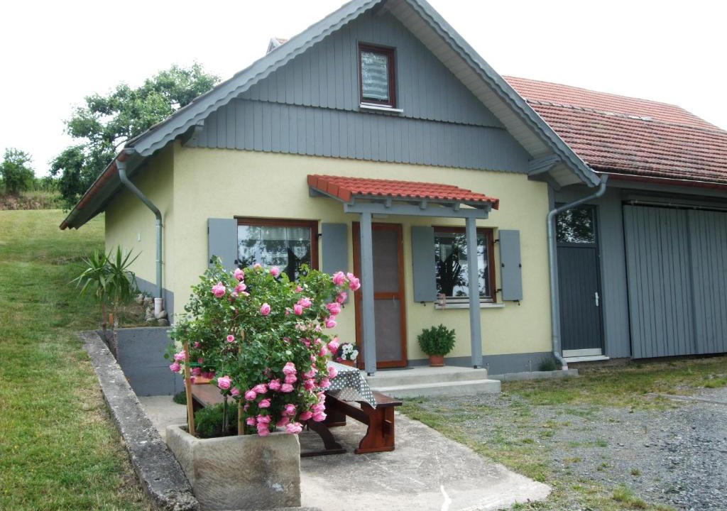 Stadtlauringen Apartment | Ferienwohnung Bockelt