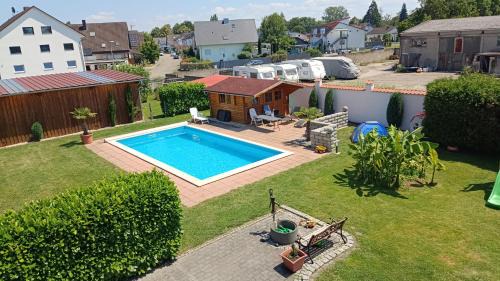 Kappel-Grafenhausen Apartment | Ferienwohnungen zur Elz - Traumhafte 160 qm Wohnung mit Pool und Garten Nähe des Europaparks