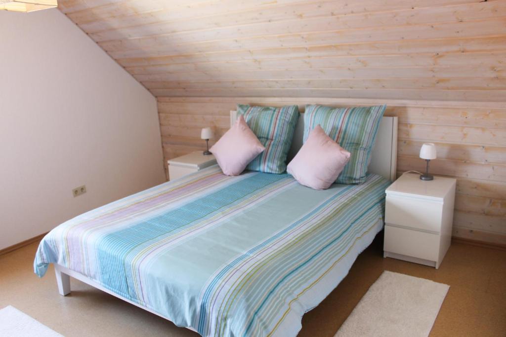Gerhardshofen Apartment | Ferienwohnung Deichblick