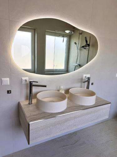 Ketschendorf Apartment | Ferienwohnung - Diamant Suite - Ihr Zuhause auf Zeit!